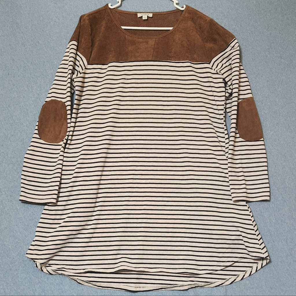 Umgee Striped Faux Suede Patched Elbows Midi Dress. Size Large